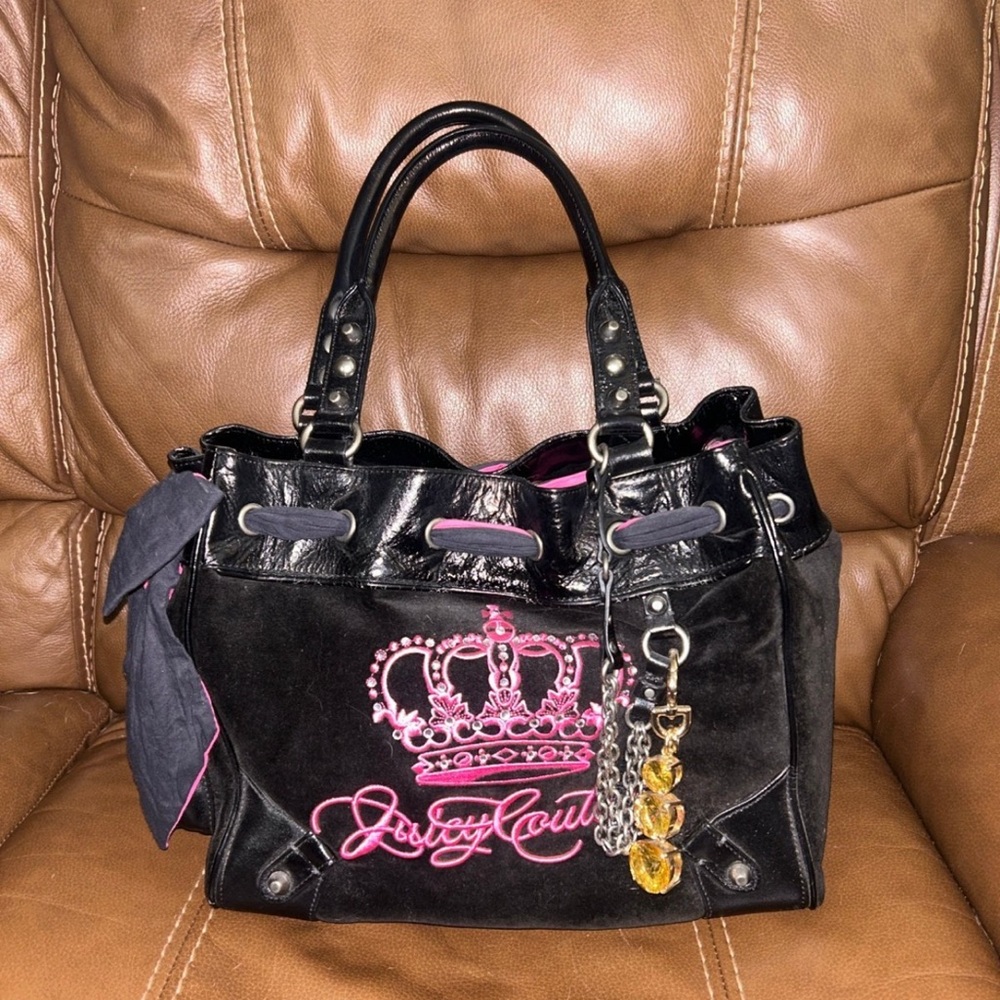 **SOLD** Vintage Juicy Couture daydreamer bag